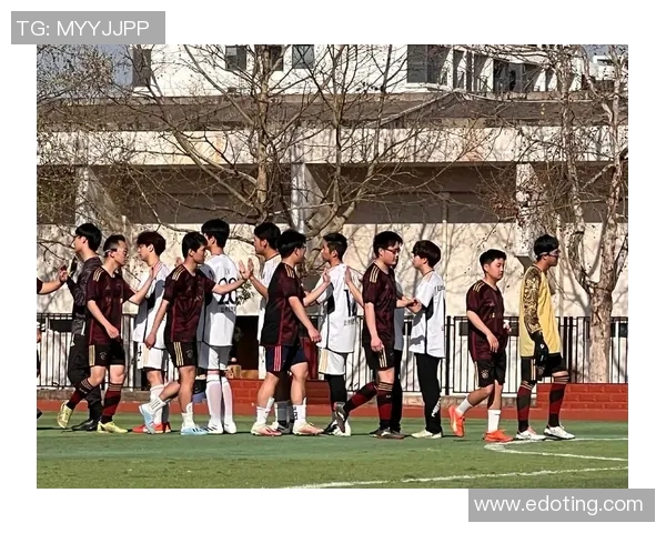 足球明星们的精彩玩耍瞬间高清视频大集合让你感受不一样的足球魅力